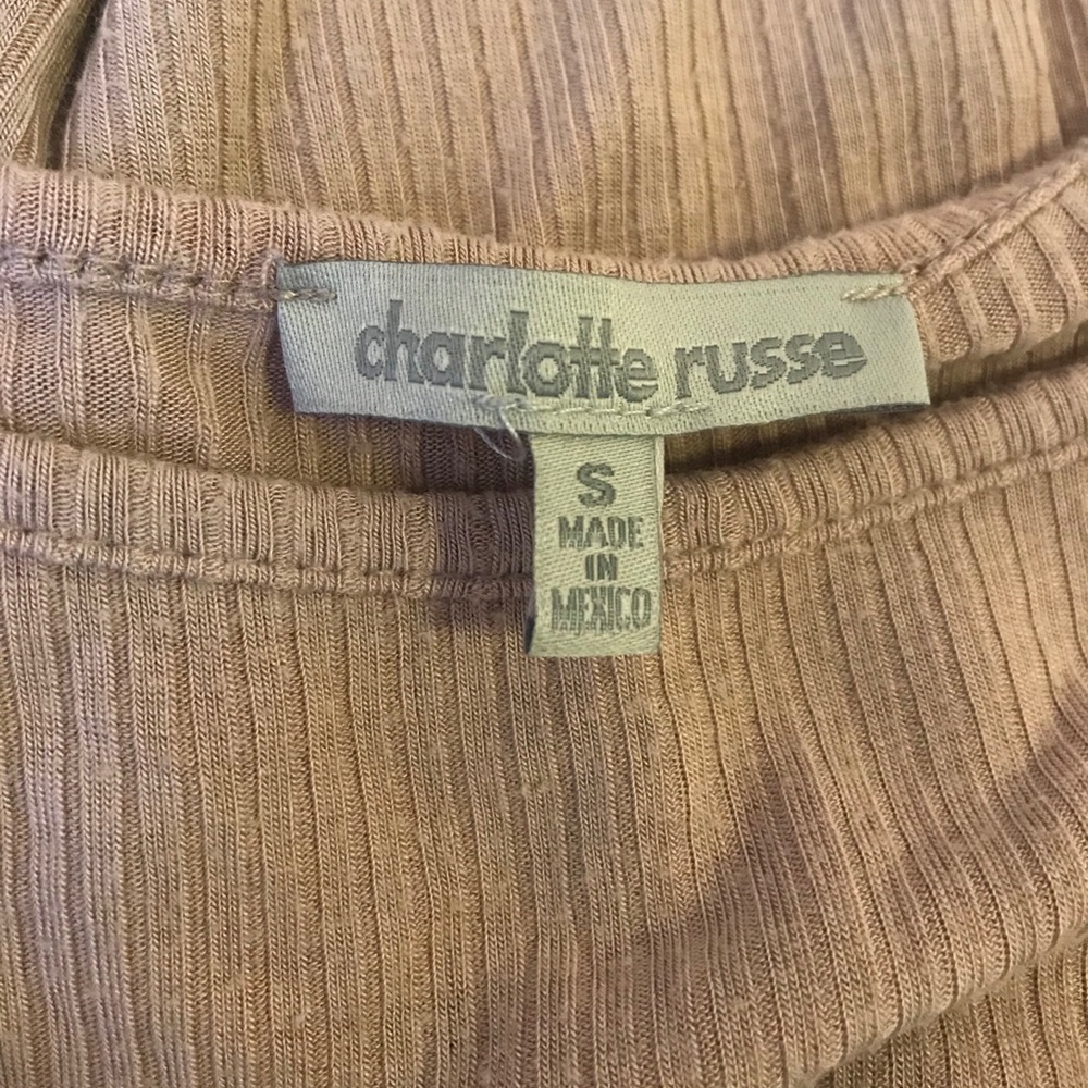 Fitted Ribbed High-Neck Tank Top - Picture 2 of 7